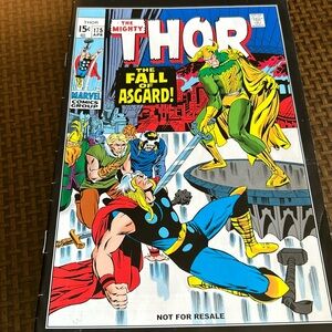 The mighty Thor the fall of Asgard bundle